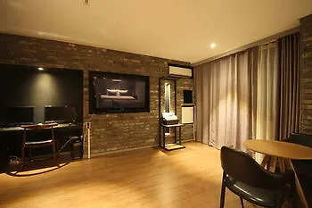 Hotel The May Gimhae 3*,